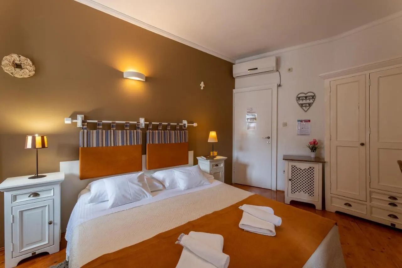 Vanjaka Bed And Breakfast Trogir 3*,
