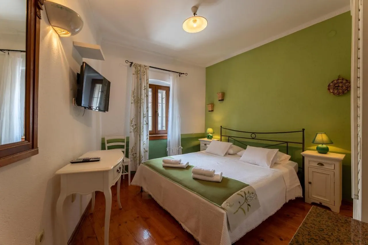 Vanjaka Bed And Breakfast Trogir 3*,  Croacia