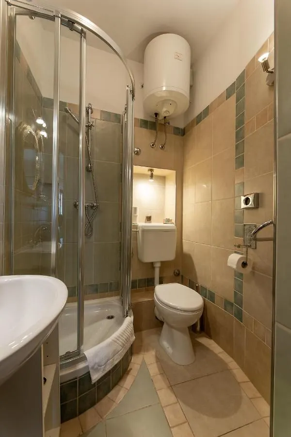 ***  Vanjaka Bed And Breakfast Trogir Croacia