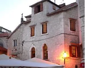 ***  Vanjaka Bed And Breakfast Trogir Croacia