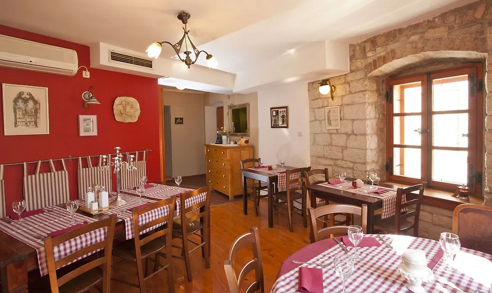 ***  Vanjaka Bed And Breakfast Trogir Croacia